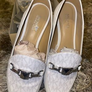 Michael Kors Flats
